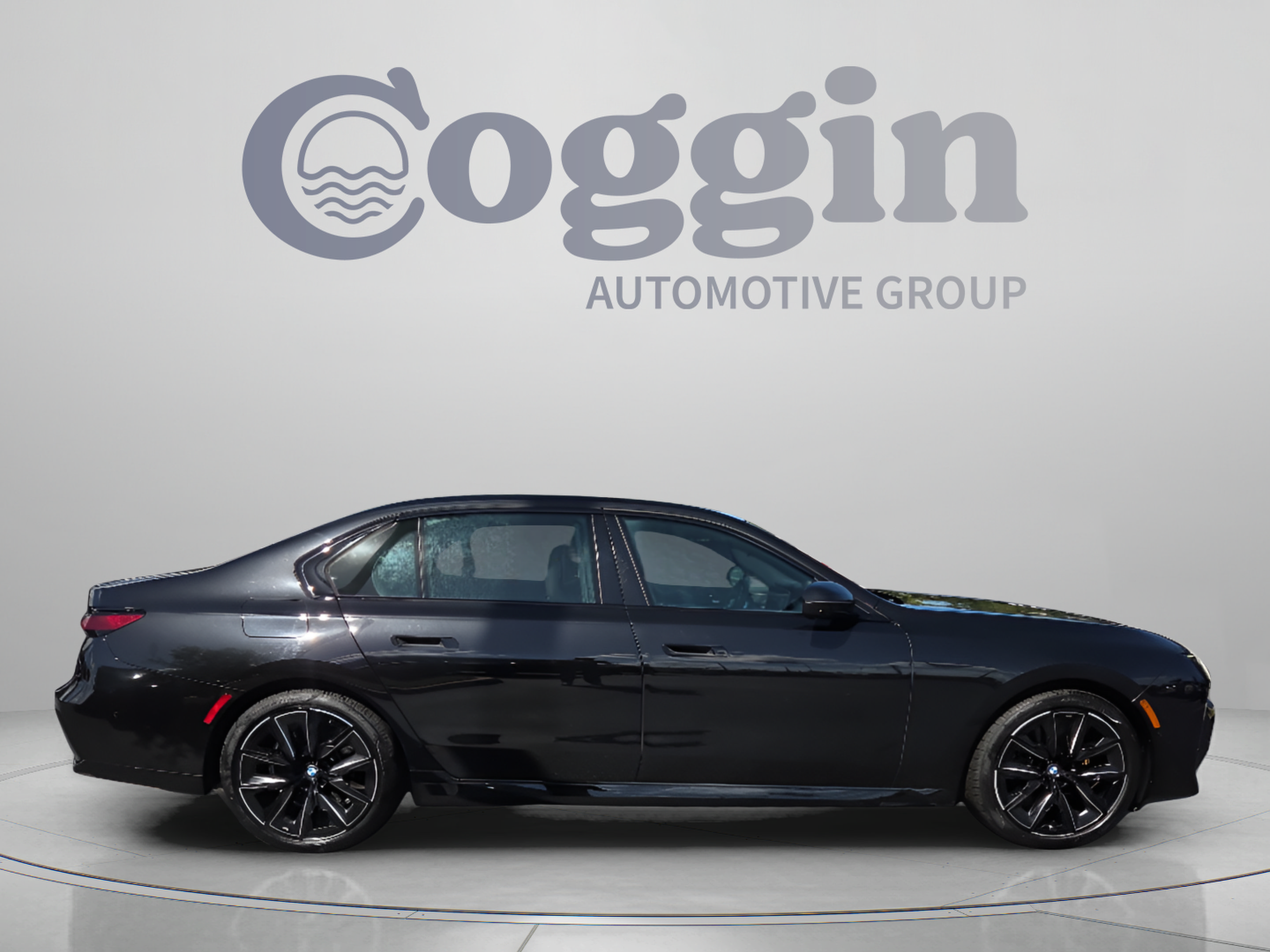Used 2023 BMW 740i RWD image 6