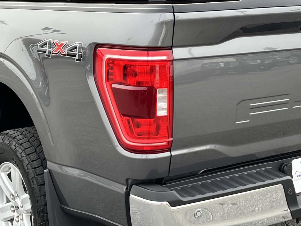 Used 2023 Ford F150 XLT w/ Trailer Tow Package image 5