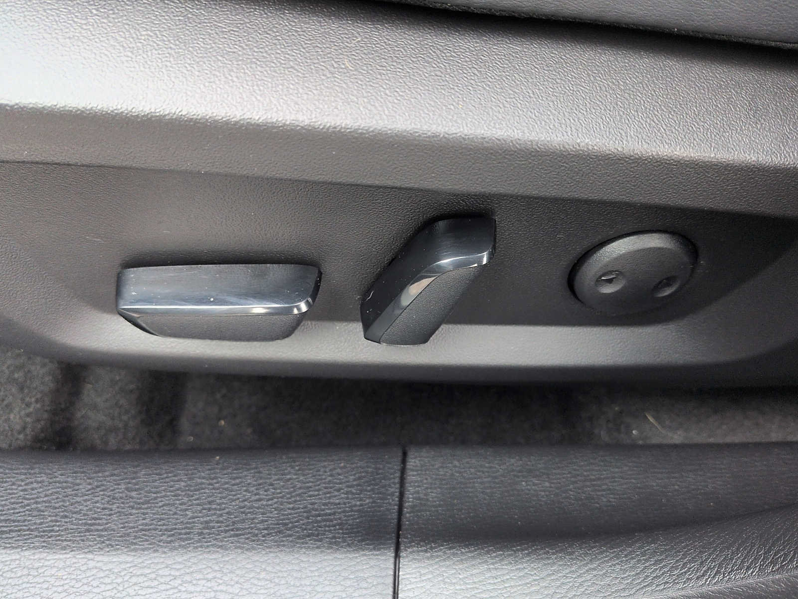 Used 2024 Mitsubishi Outlander SE AWD/4WD image 14