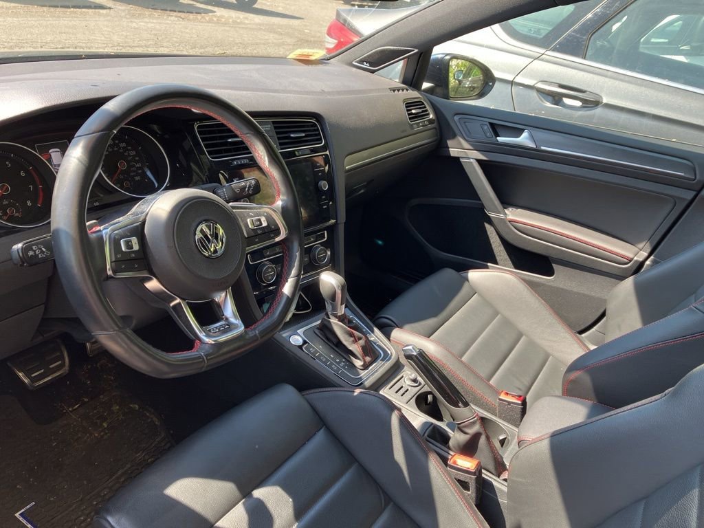 Used 2018 Volkswagen GTI S image 4