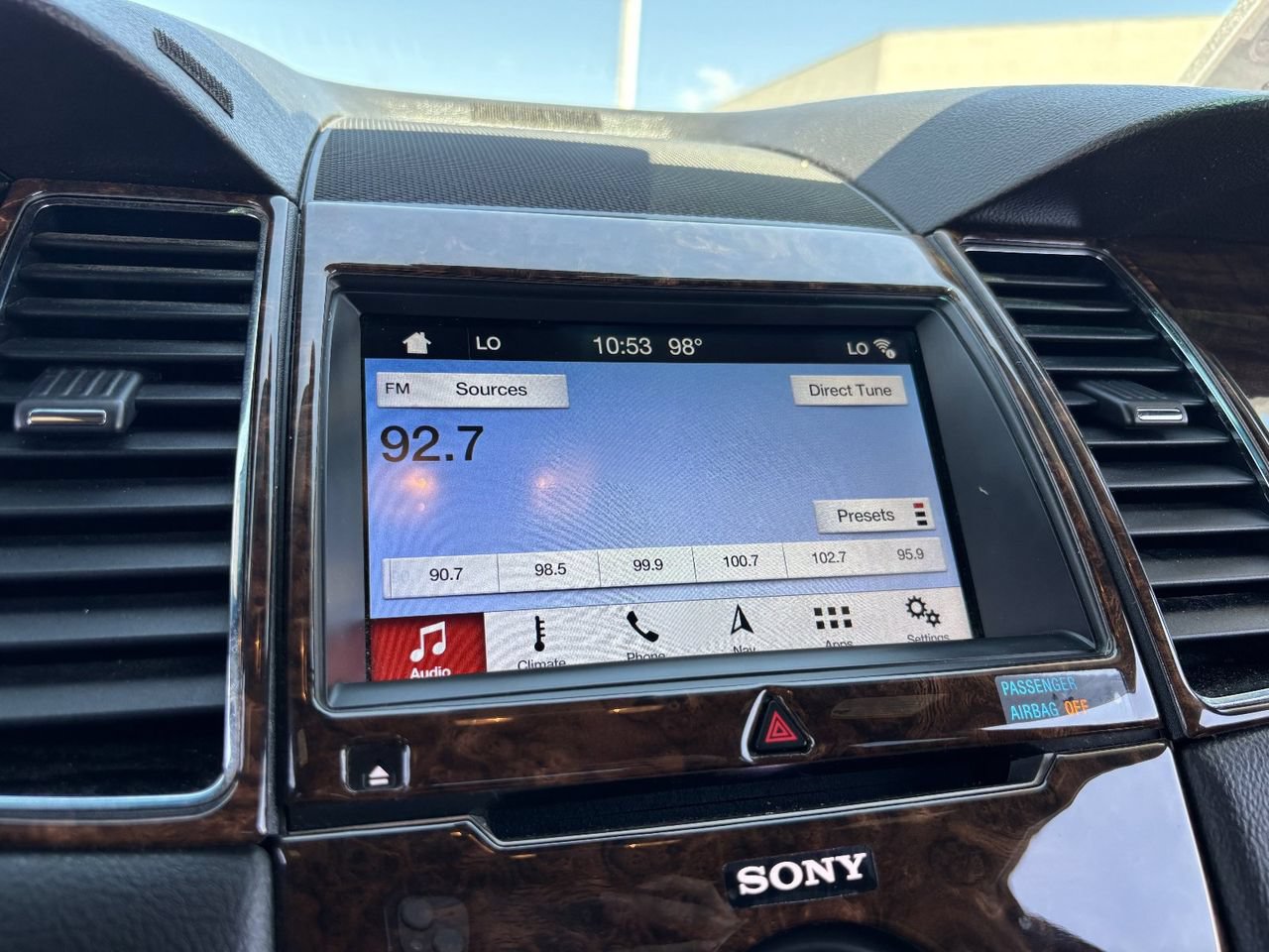 Used 2019 Ford Taurus Limited FWD image 22
