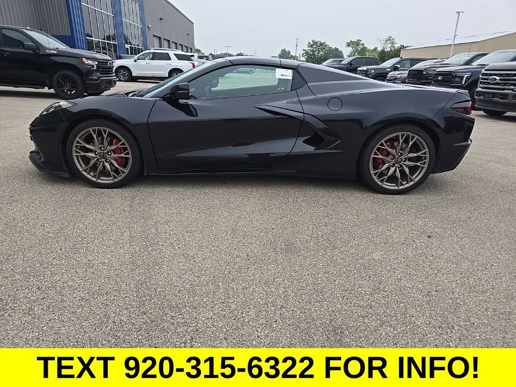 Used 2024 Chevrolet Corvette Stingray Premium Conv w/ Stealth Interior Trim Package RWD image 3