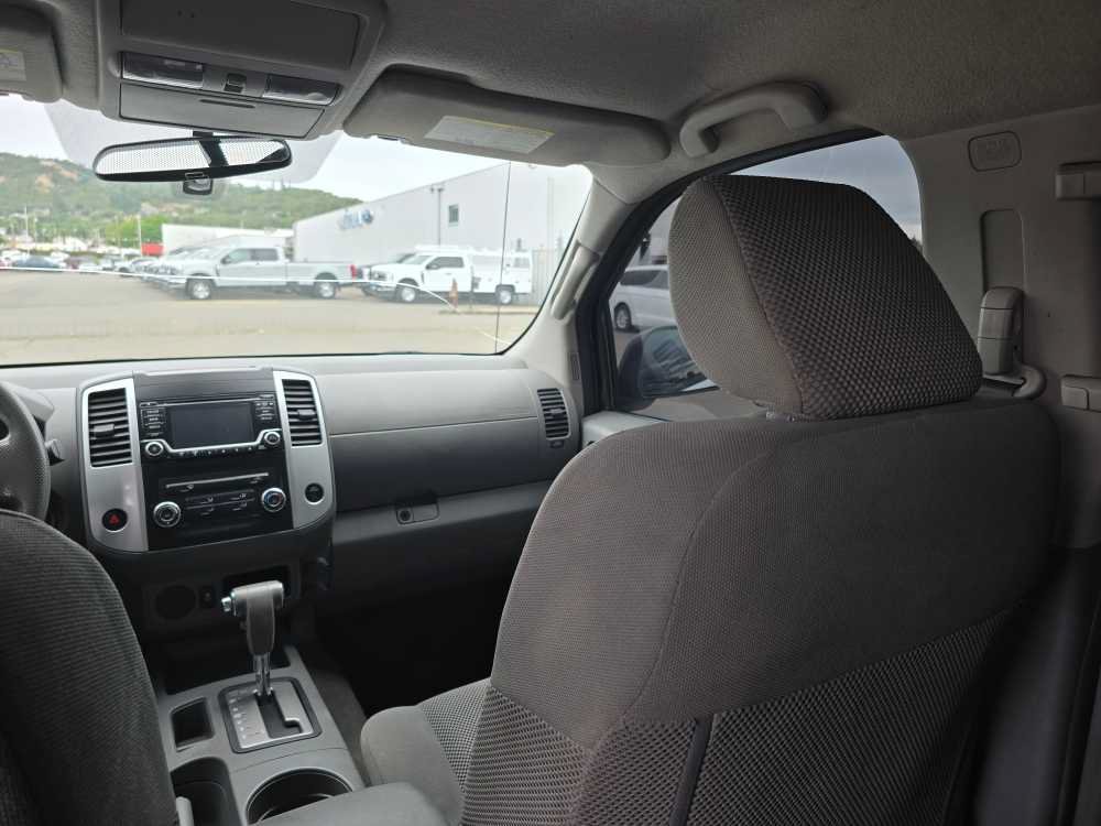 Used 2016 Nissan Frontier SV RWD image 15