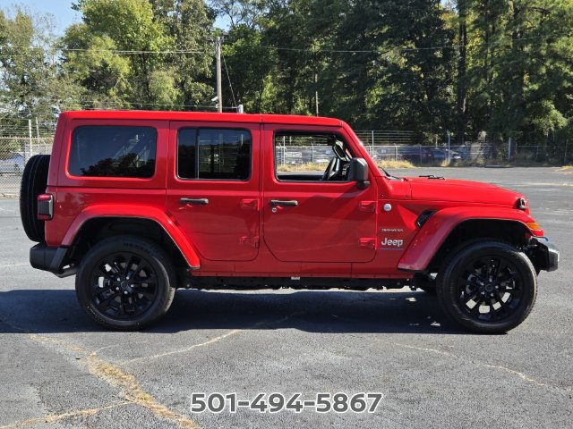 Used 2024 Jeep Wrangler Unlimited Sahara AWD/4WD image 6
