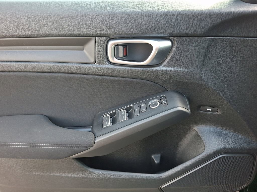 Used 2025 Honda Civic Sport image 12