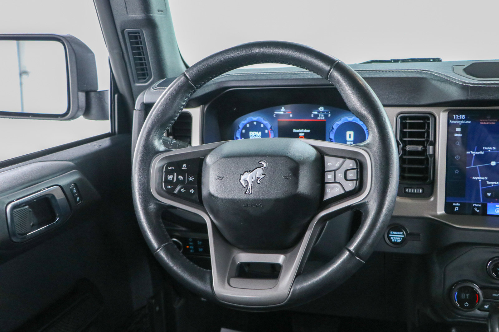 Used 2025 Ford Bronco Outer Banks AWD/4WD image 13