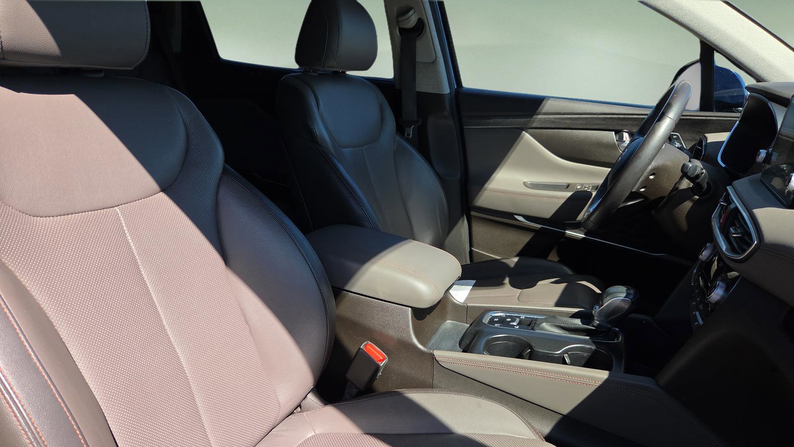 Used 2020 Hyundai Santa Fe Limited image 15