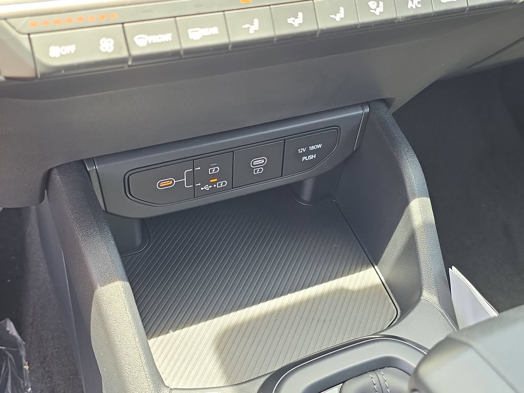 New 2026 Kia K4 FWD image 25