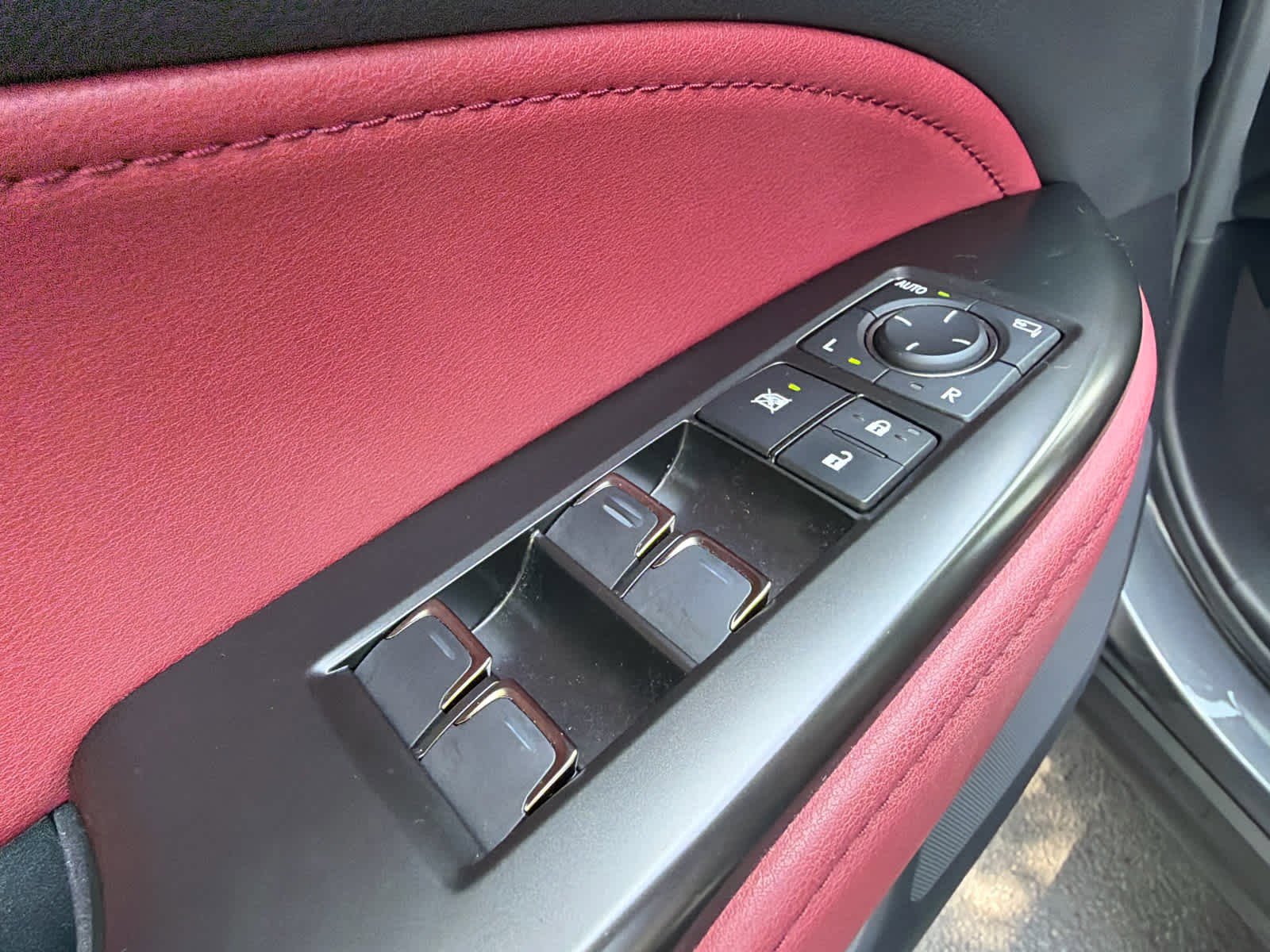 Used 2022 Lexus NX 350 AWD image 24