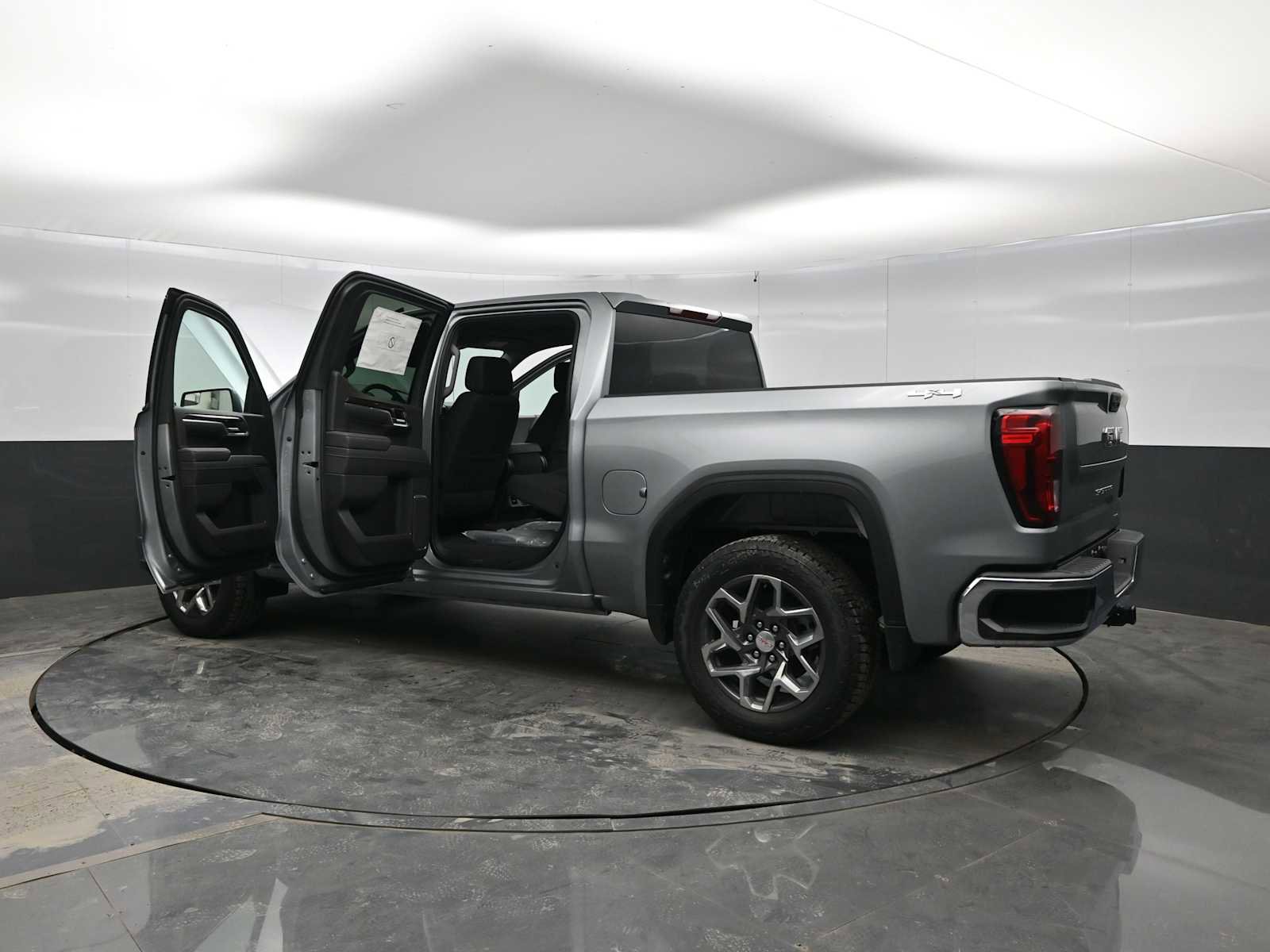 New 2026 GMC Sierra 1500 SLE AWD/4WD image 43