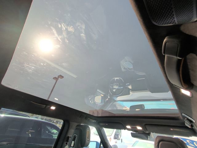 Used 2024 Rivian R1S Adventure image 7