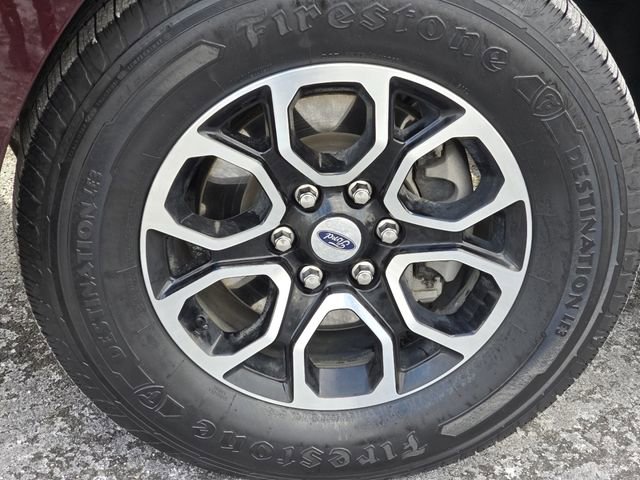 Used 2024 Ford Expedition Max XLT image 13