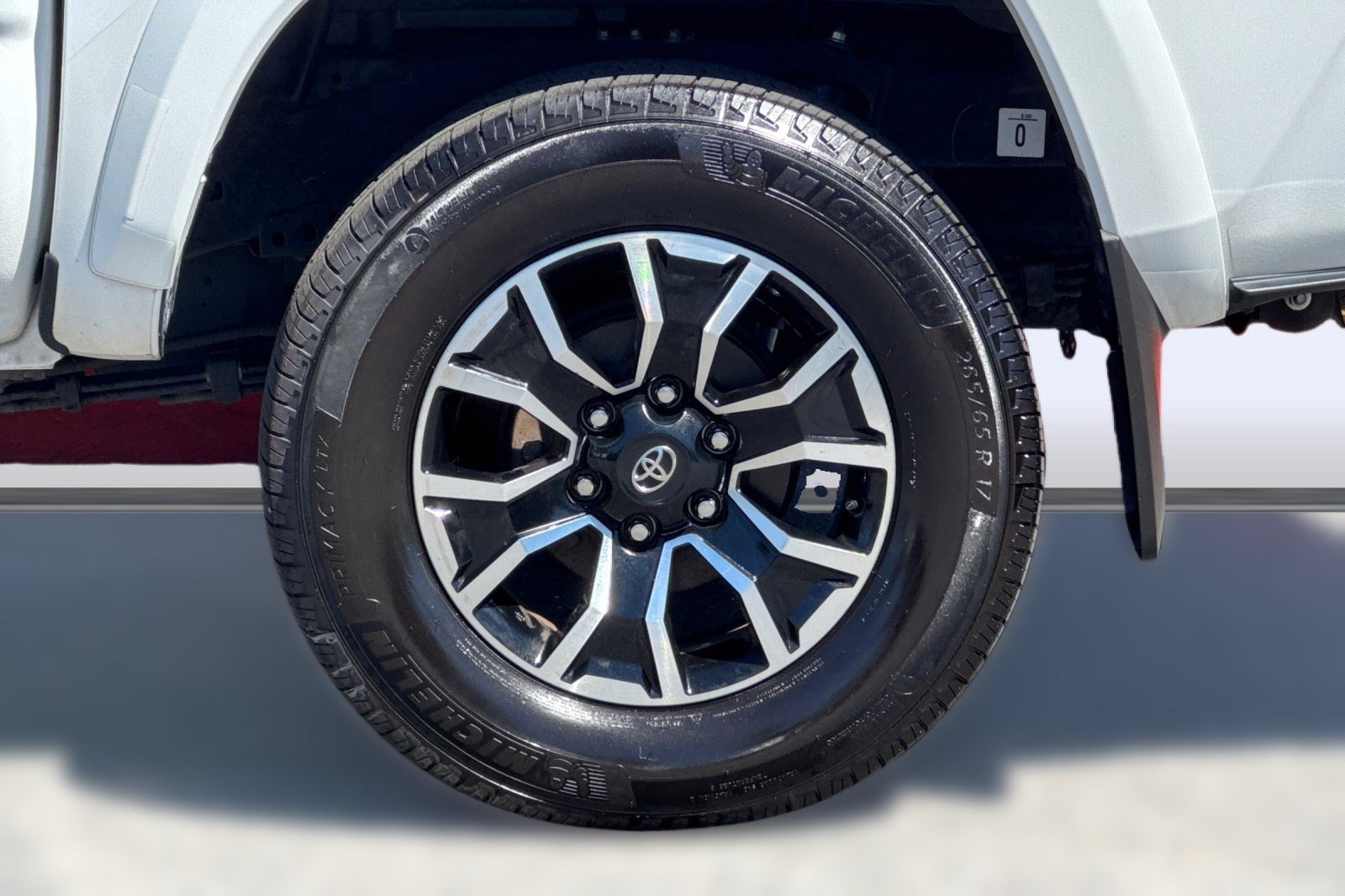 Used 2022 Toyota Tacoma TRD Sport w/ Technology Package RWD image 13