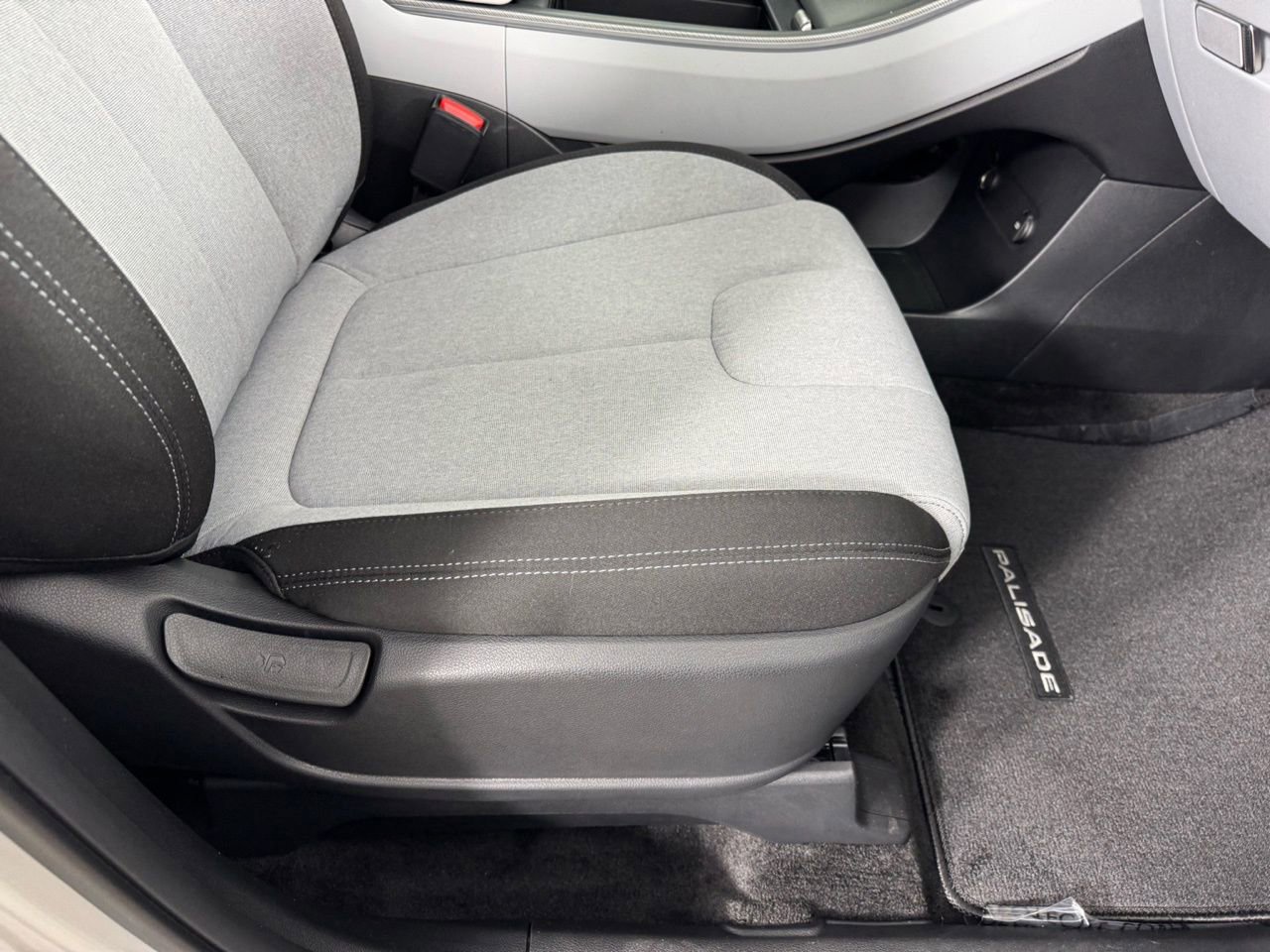 Used 2025 Hyundai Palisade SE image 36