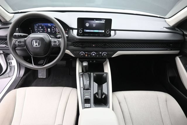 Used 2025 Honda Accord LX image 7