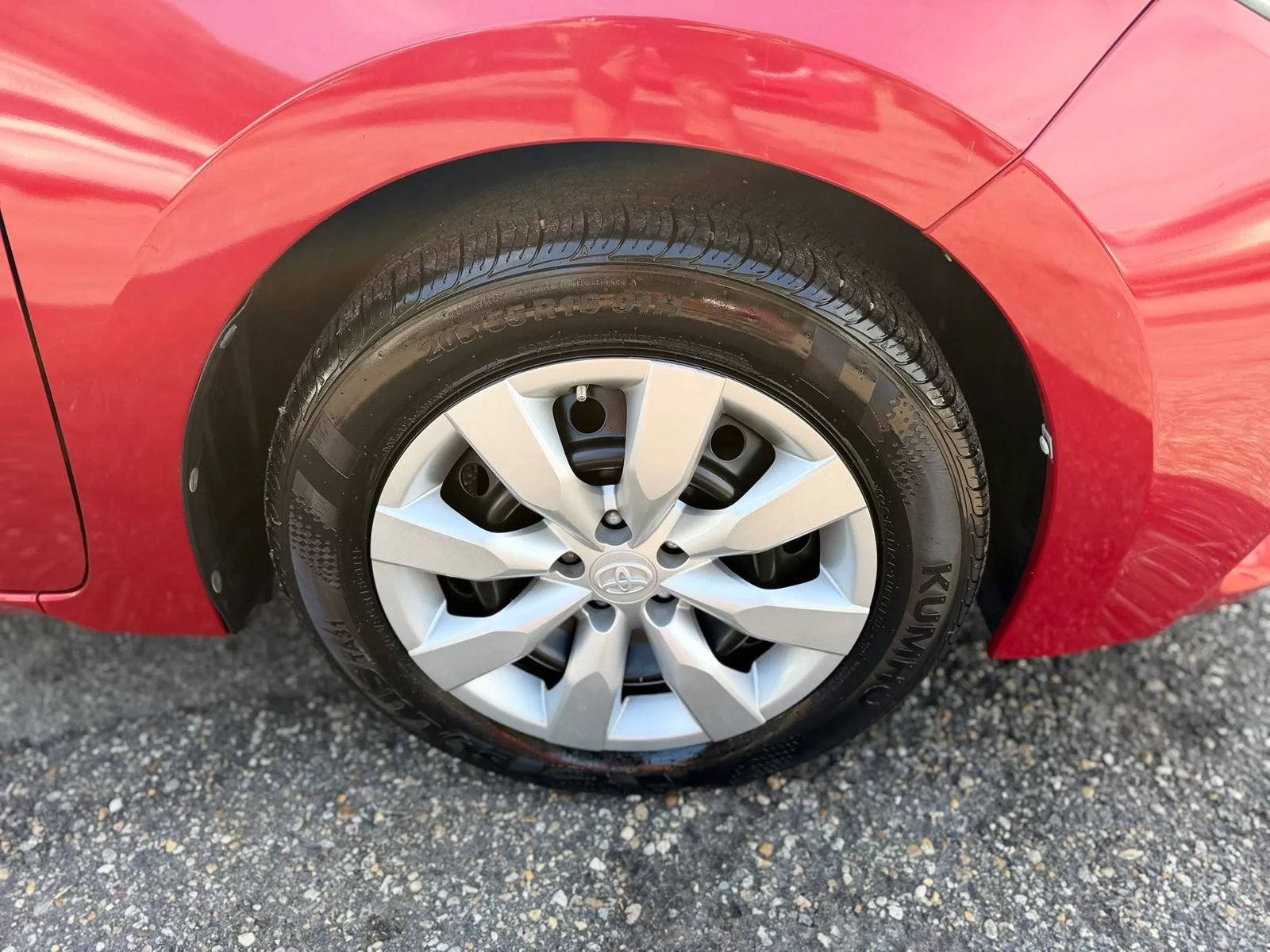 Used 2014 Toyota Corolla LE FWD image 10