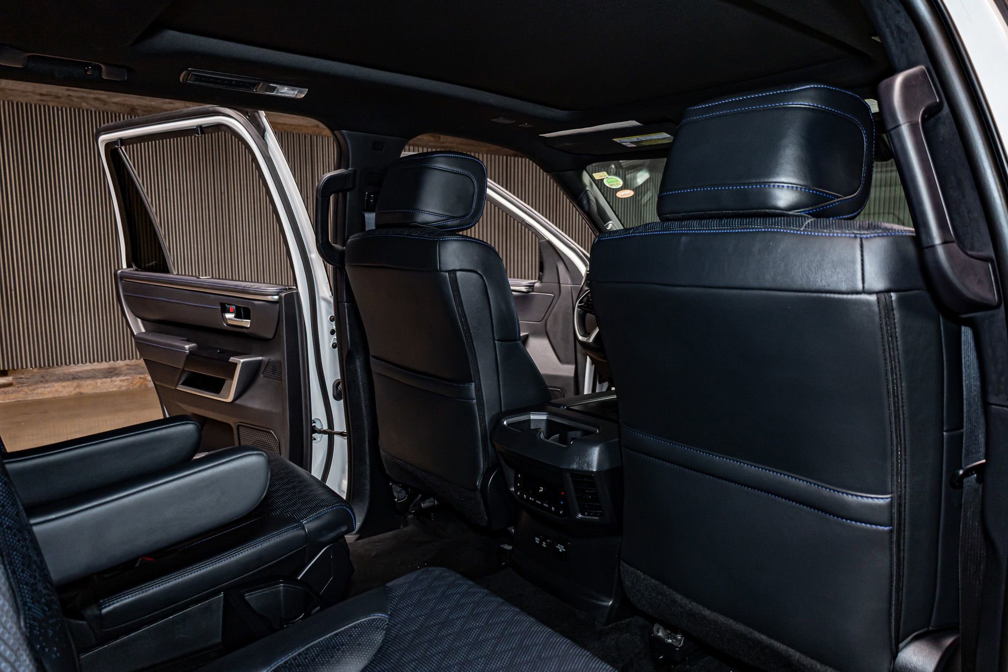 Used 2024 Toyota Sequoia Platinum image 28