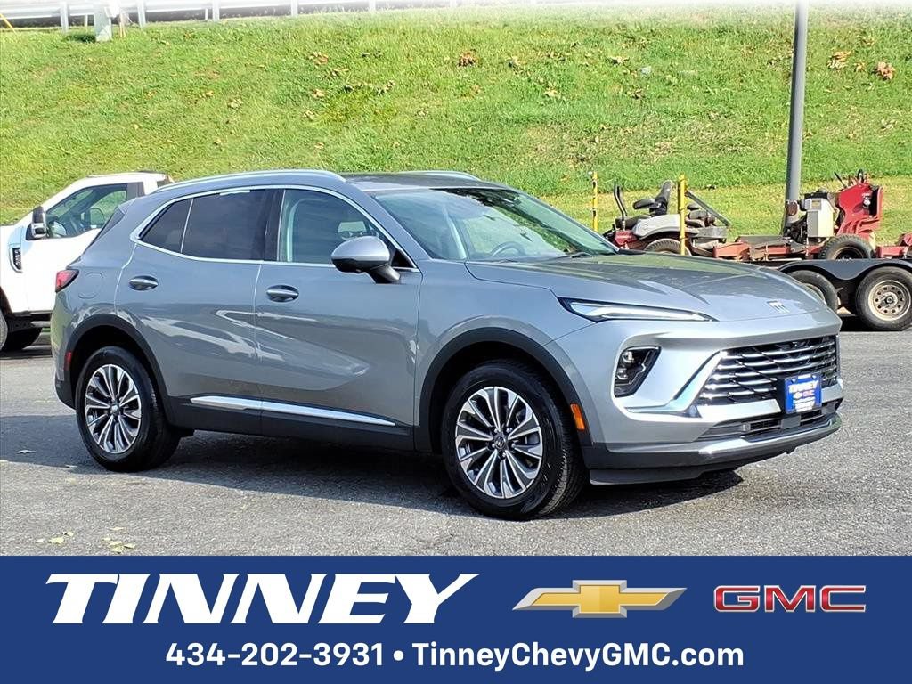 Used 2024 Buick Envision Preferred AWD/4WD image 1