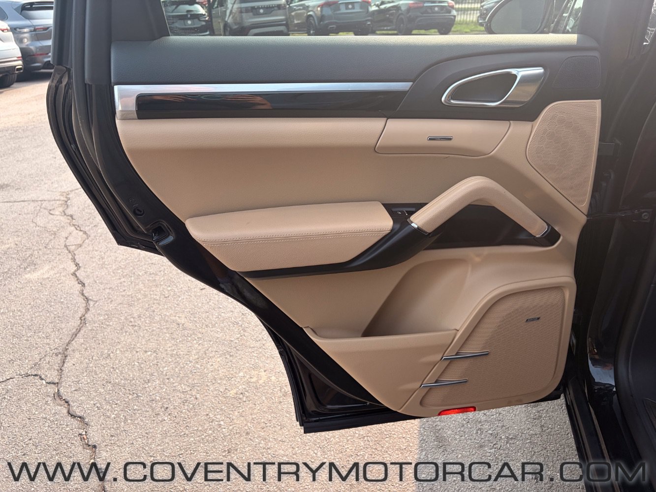 Used 2018 Porsche Cayenne Platinum Edition AWD/4WD image 41