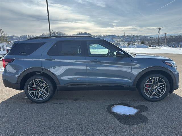 New 2026 Ford Explorer ST-Line w/ ST-Line Street Pack image 5