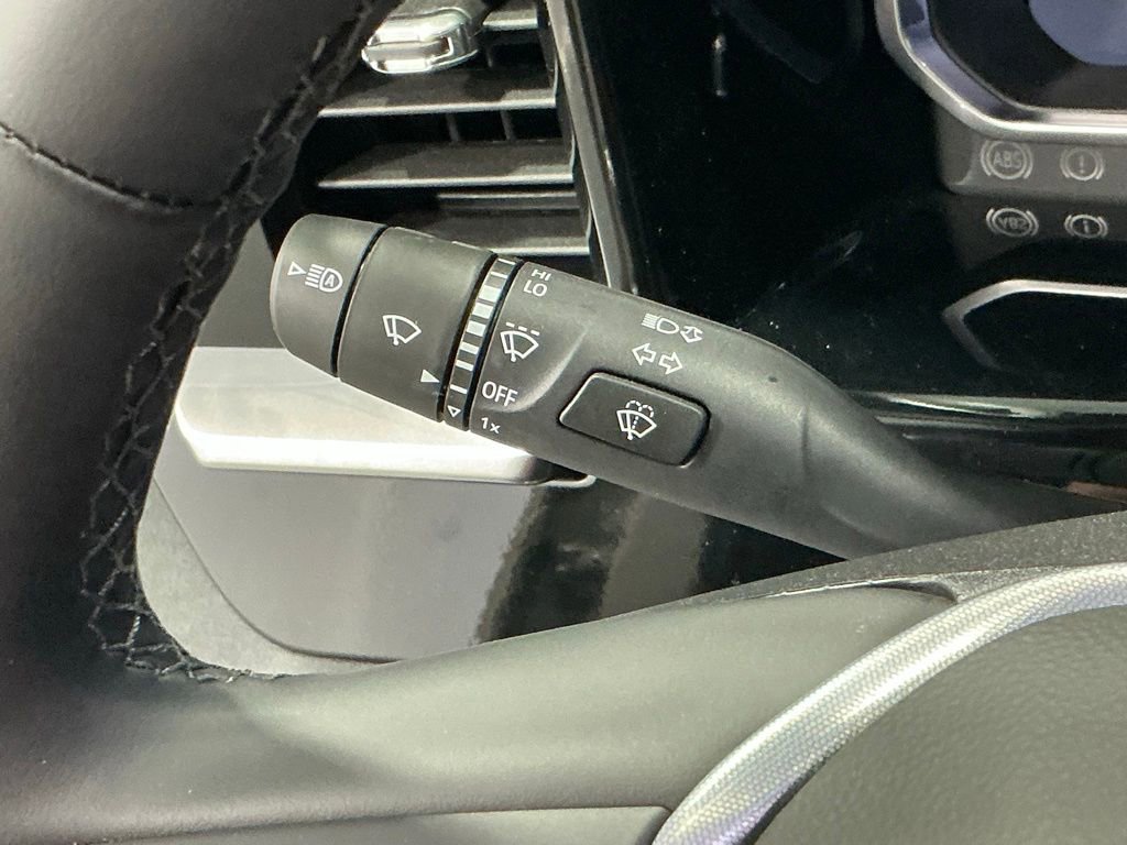 Used 2026 GMC Sierra 1500 SLE w/ Preferred Package RWD image 45