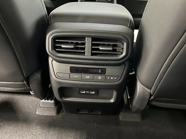 New 2025 Honda Pilot Touring image 23