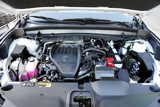 Used 2025 Toyota Grand Highlander FWD image 15