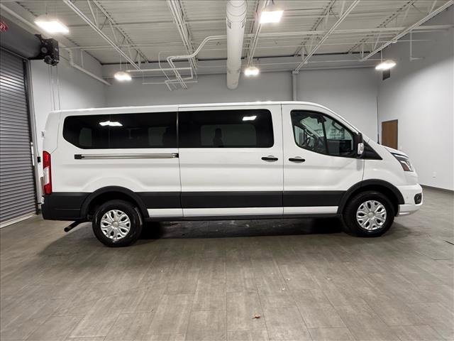 Used 2023 Ford Transit 350 XLT image 3