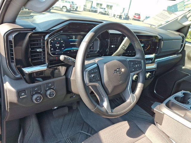 Used 2024 Chevrolet Silverado 1500 RST w/ Redline Edition AWD/4WD image 16