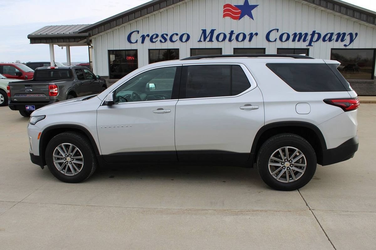 Used 2022 Chevrolet Traverse LT w/ LPO, Floor Liner Package AWD/4WD image 8
