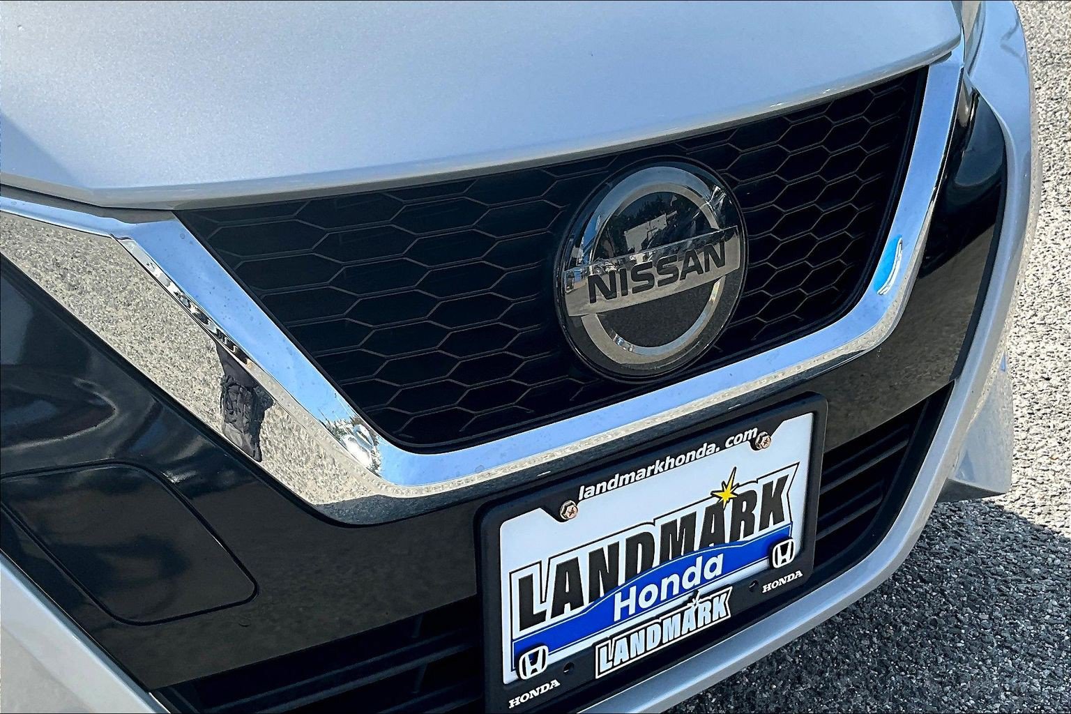 Used 2021 Nissan Versa SV FWD image 29