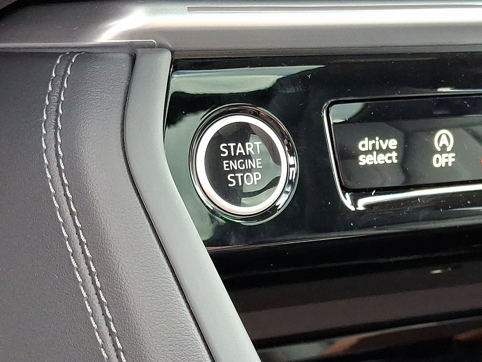 New 2025 Audi Q5 Premium Plus image 16