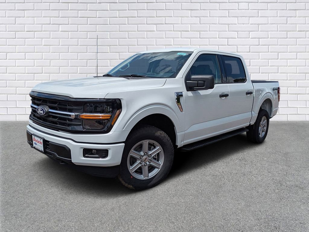 New 2026 Ford F150 XLT w/ Equipment Group 301A Standard