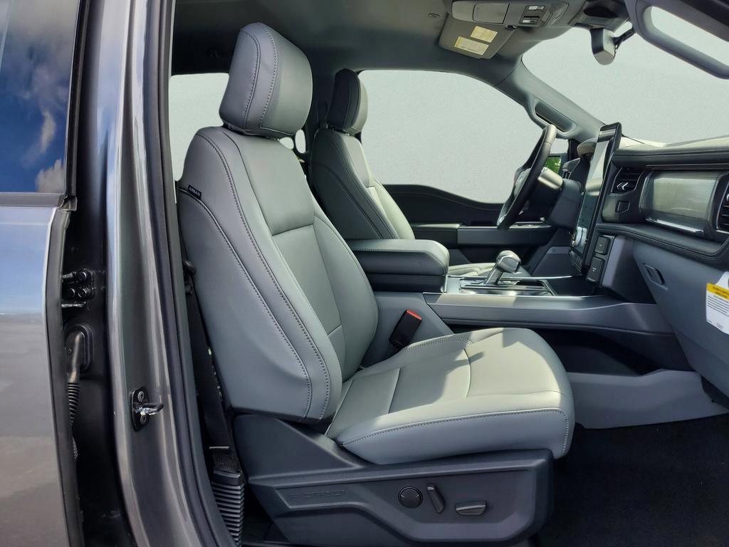 New 2025 Ford F150 Lightning Flash image 29