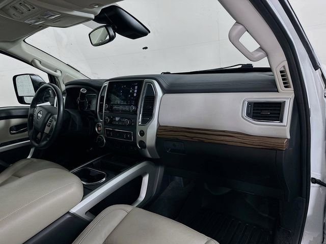 Used 2021 Nissan Titan SL w/ Moonroof Package AWD/4WD image 30