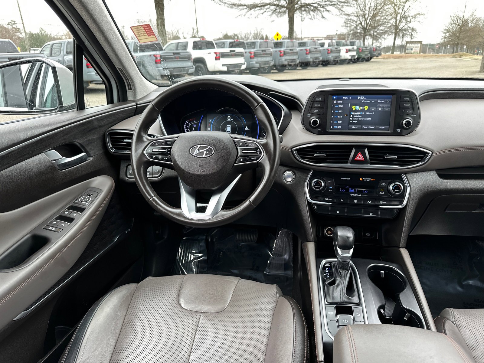 Used 2019 Hyundai Santa Fe Limited image 25