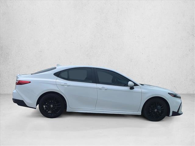 Certified 2025 Toyota Camry SE FWD image 4