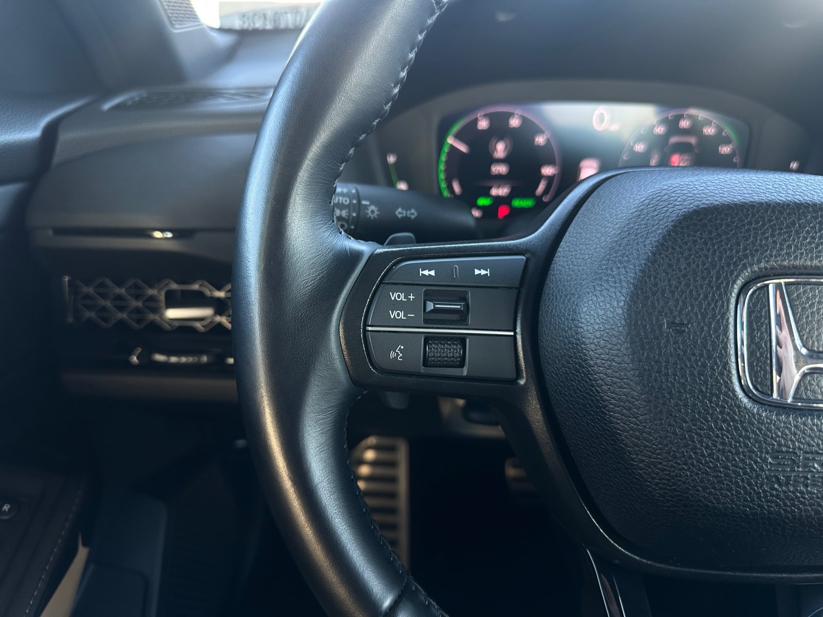 Used 2025 Honda Accord Sport image 17