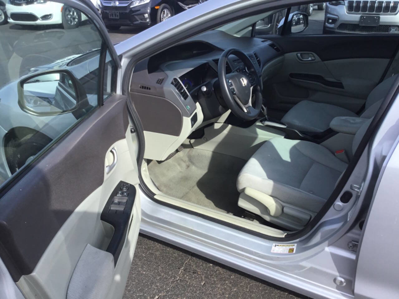 Used 2012 Honda Civic LX image 3