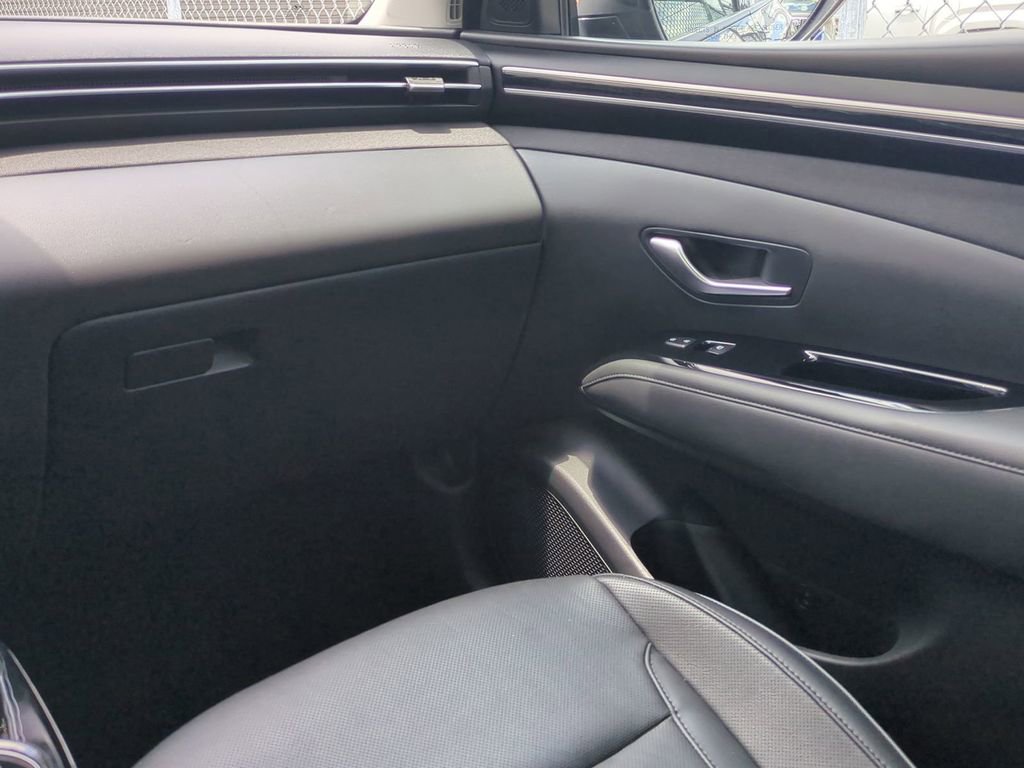 Used 2023 Hyundai Tucson Limited FWD image 20
