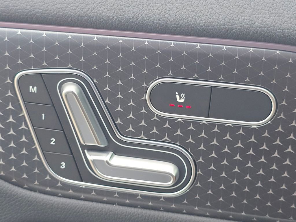 Certified 2026 Mercedes-Benz GLA 250 4MATIC image 6