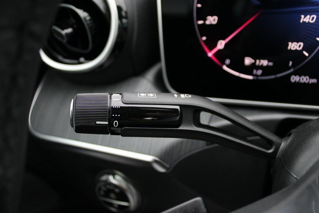 New 2025 Mercedes-Benz C 300 4MATIC Sedan image 15