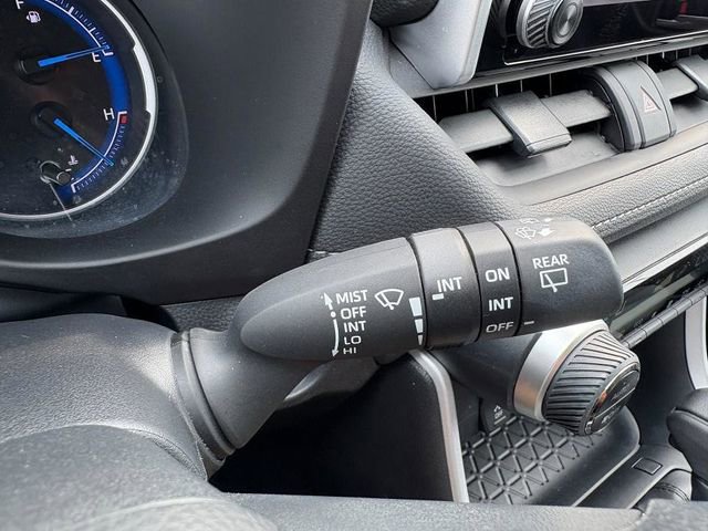 Used 2024 Toyota RAV4 XLE image 21