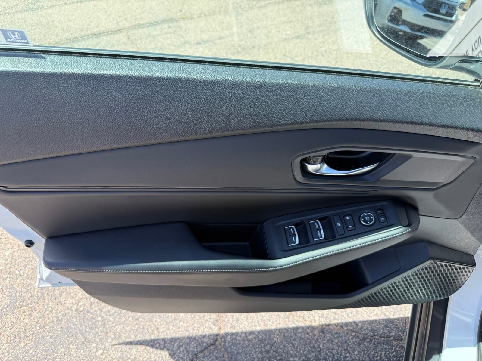 Used 2023 Honda Accord Sport image 11