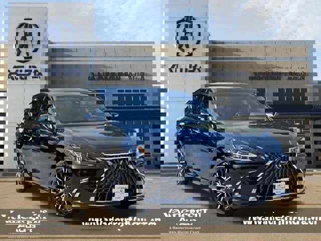 Used 2024 Lexus ES 250 w/ Premium Package