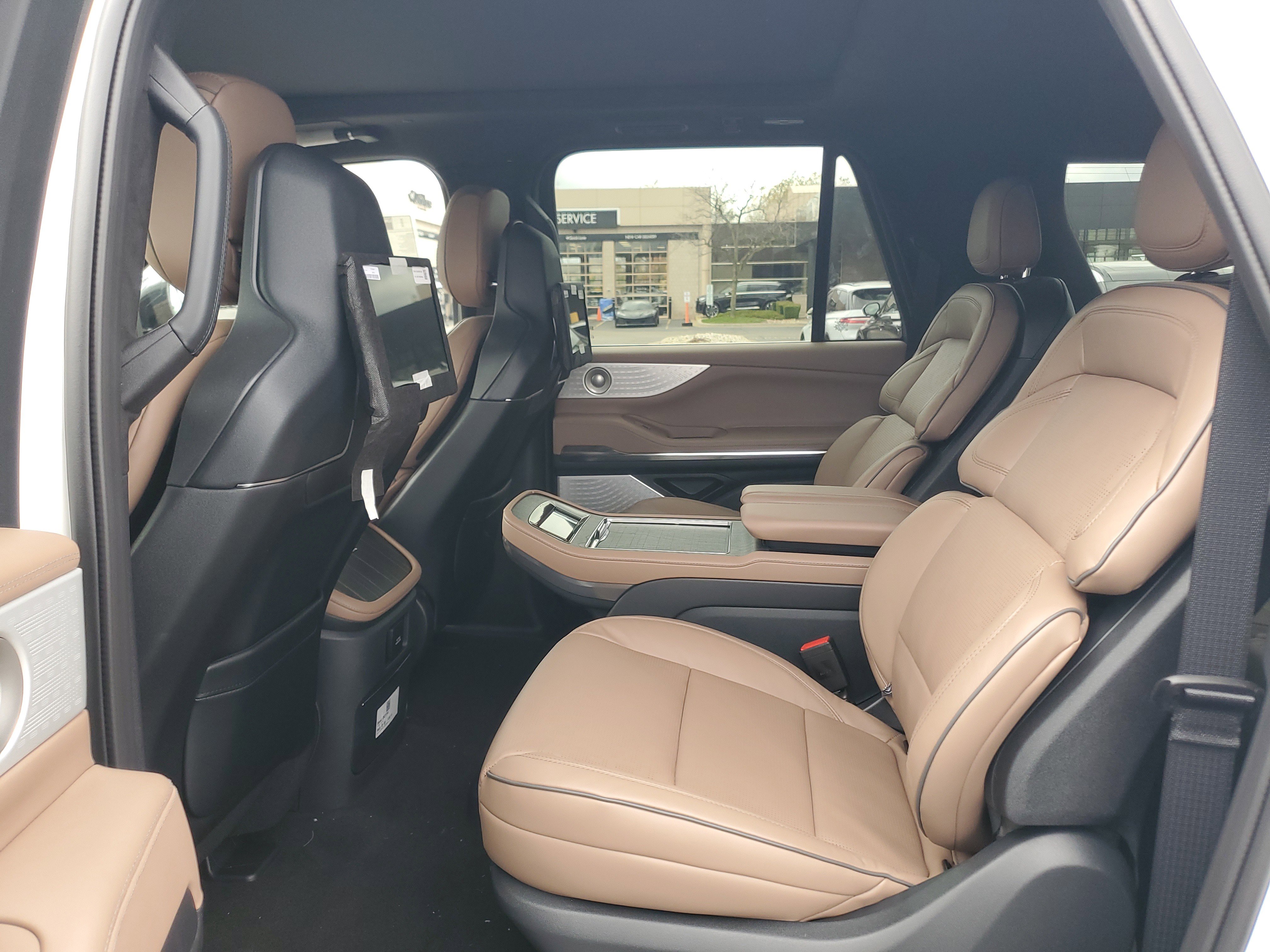 New 2025 Lincoln Navigator L Black Label image 27