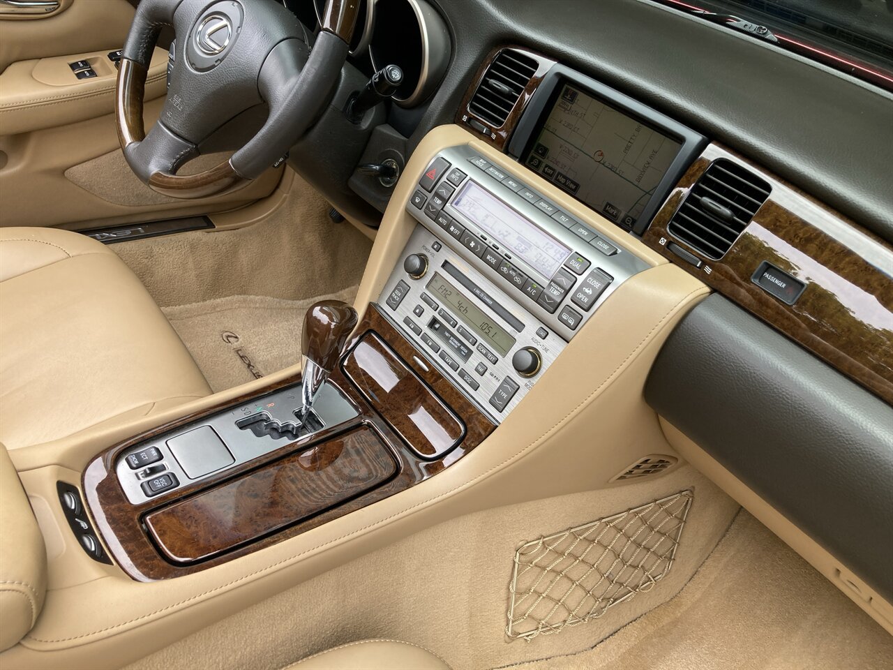 Used 2006 Lexus SC 430 Convertible RWD image 29