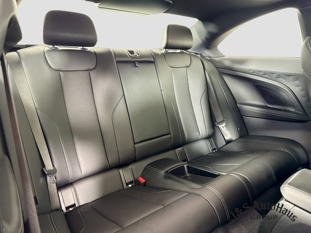 Used 2024 BMW 230i Coupe w/ Premium Package RWD image 34