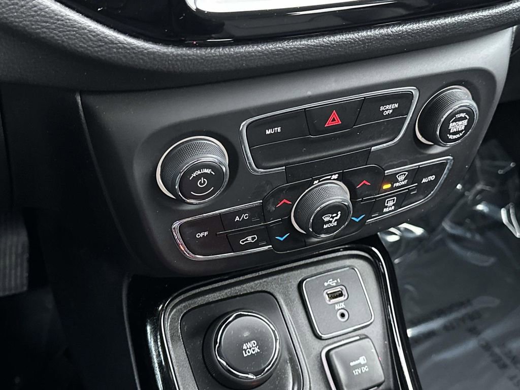 Used 2020 Jeep Compass Limited w/ Rear Convenience Group image 29