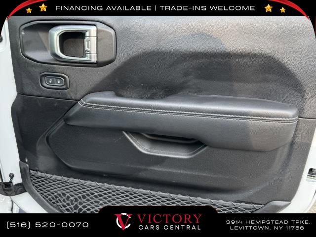 Used 2023 Jeep Wrangler Sahara image 15